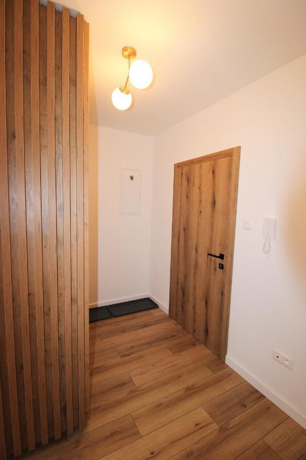 דונובאלי Bjoerg Apartment & Sauna מראה חיצוני תמונה